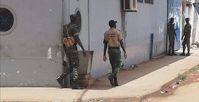 Des militaires bissau guinéens